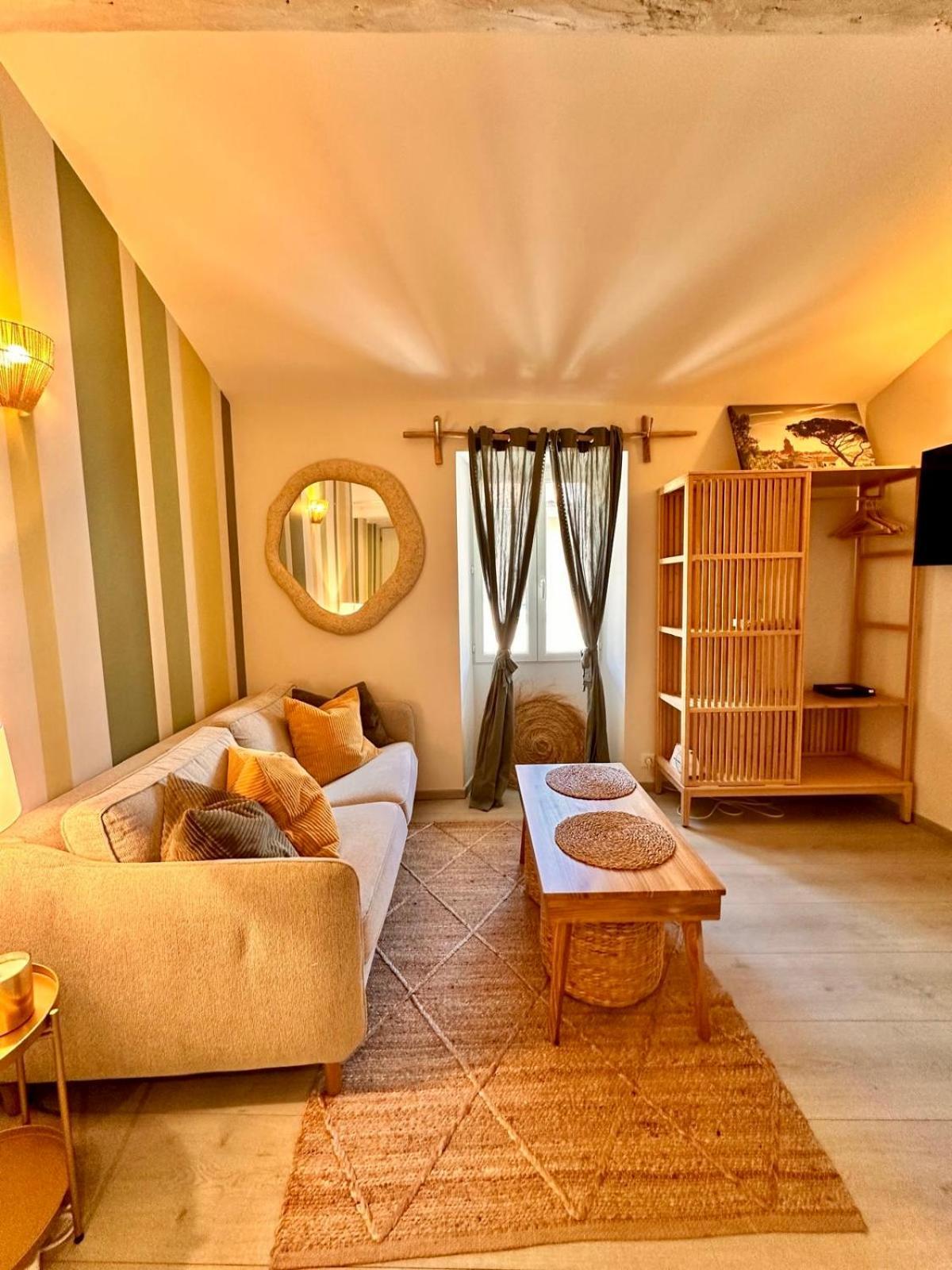 Cozy Studio Le Cedre, Port De Saint Tropez 외부 사진